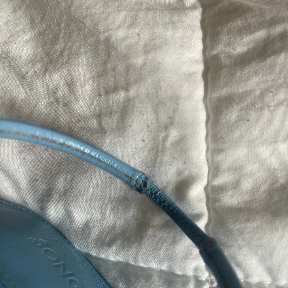 Song Of Style Noelle Heels in Blue - Picture 4 of 6